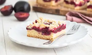 Proste i pyszne ciasta z owocami - sprawdzone przepisy krok po kroku